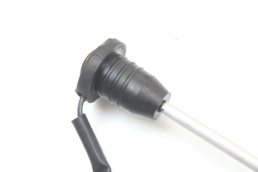 photo de ÖLTANK GEBER KAWASAKI KDX 125 (1990 - 1991) - Detailansicht des Bauteils