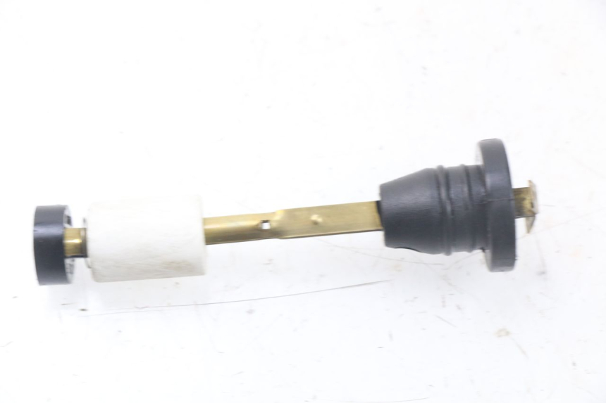 photo de ÖLSTANDSANZEIGE MBK STUNT NAKED 50 (2004 - 2018) - Zoom auf Gebrauchszustand