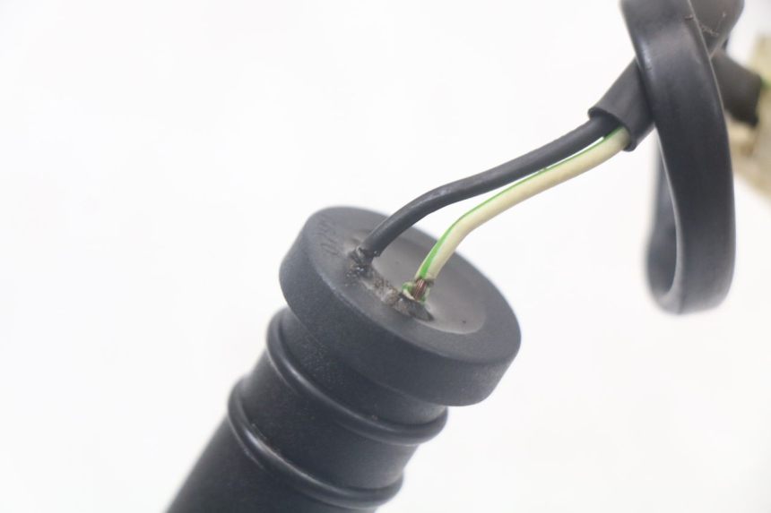 photo de ÖLSTANDSANZEIGE PEUGEOT XP6 50 (1997 - 2003) - Alternative Perspektive