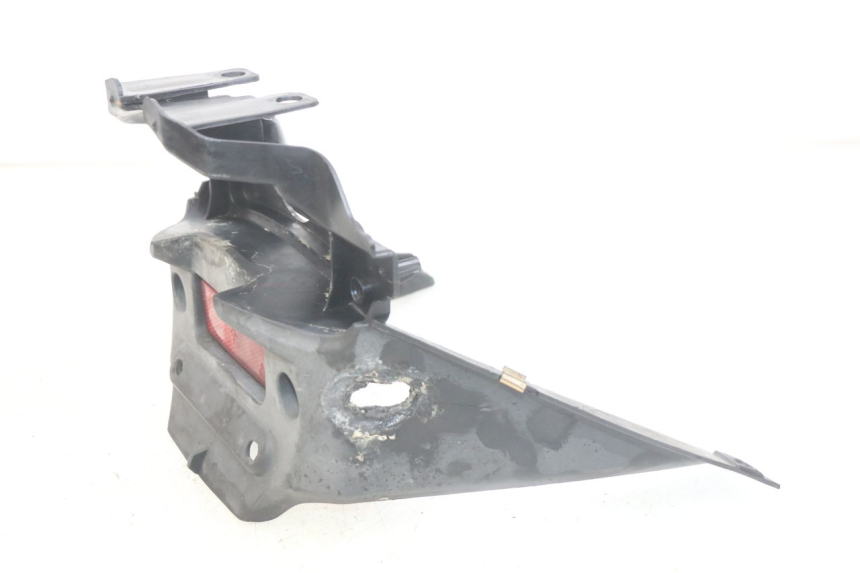 photo de HECKVERKLEIDUNG VERBINDUNG KYMCO AGILITY 4T 50 (2005 - 2018) - Zoom auf Gebrauchszustand