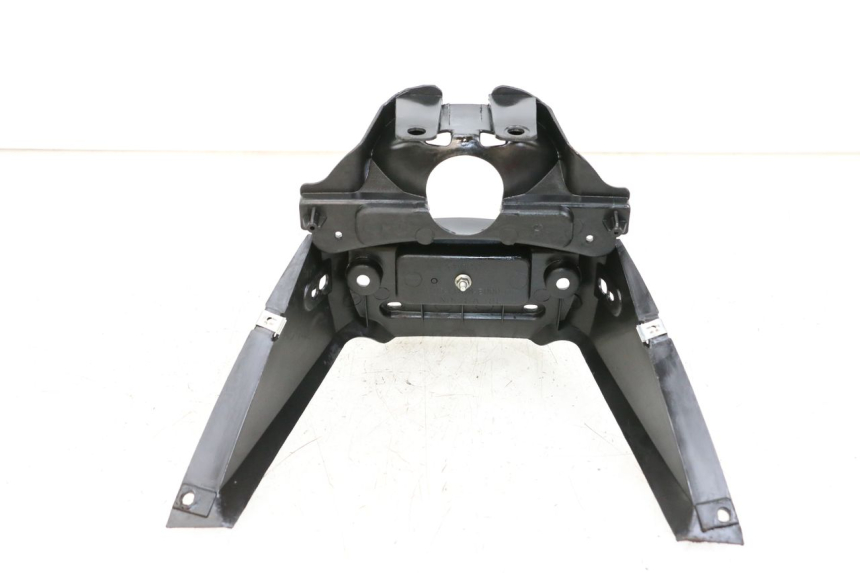 photo de HECKVERKLEIDUNG VERBINDUNG KYMCO AGILITY 4T 50 (2018 - 2022) - Zoom auf Gebrauchszustand