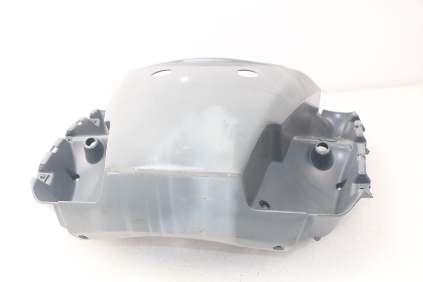 photo de VERKLEIDUNG HINTEN MITTE APRILIA ATLANTIC 125 (2003 - 2009) - Zoom auf Gebrauchszustand