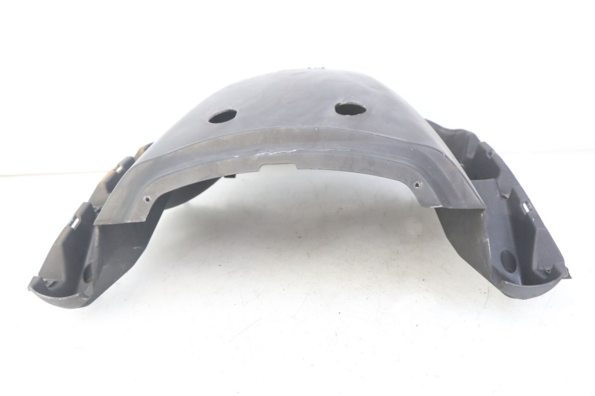 photo de HECKVERKLEIDUNGSVERBINDUNG APRILIA ATLANTIC 500 (2002 - 2003) - Details der Befestigungspunkte