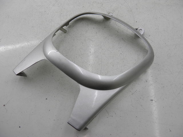 photo de VERKLEIDUNG HINTEN MITTE BENZHOU YY50QT31 VINTAGE 50 (2009 - 2012) - Hauptansicht