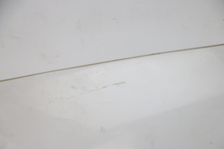 photo de HECKVERKLEIDUNG VERBINDUNG BMW C1 125 (2000 - 2003) - Oberflächenzustand und Material