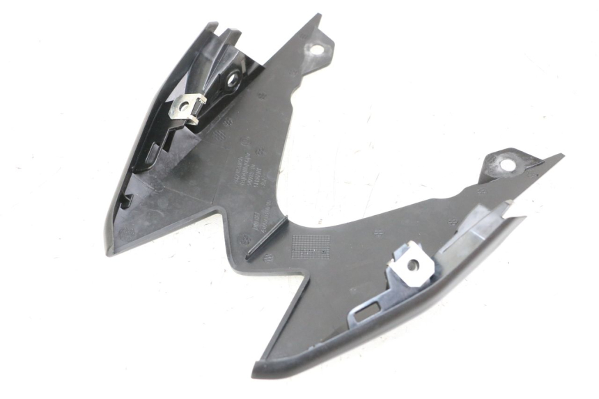 photo de VERKLEIDUNG HINTEN MITTE BMW S RR ABS S1000RR 1000 (2015 - 2018) - Technische Nahaufnahme