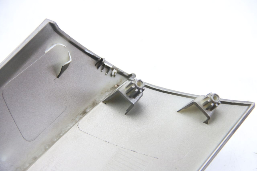 photo de HECKVERKLEIDUNG VERBINDUNG PEUGEOT CITYSTAR 125 (2011 - 2017) - Geprüftes Gebrauchtteil