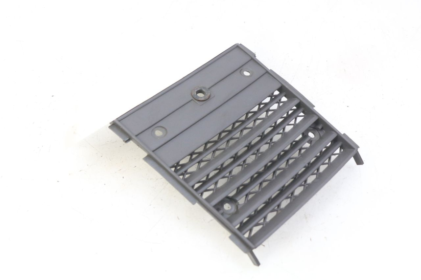 photo de HECKVERKLEIDUNG VERBINDUNG SUZUKI CP 80 (1985 - 1996) - Details der Befestigungspunkte