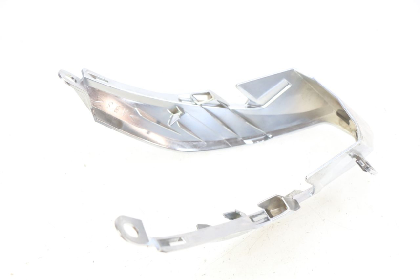 photo de HECKVERKLEIDUNG VERBINDUNG YAMAHA D'ELIGHT DELIGHT 115 (2013 - 2017) - Zoom auf Gebrauchszustand