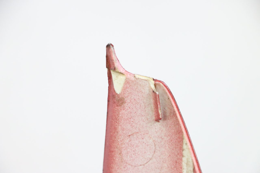 photo de VERKLEIDUNG HINTEN MITTE PEUGEOT ELYSTAR 125 (2002 - 2007) - Oberflächenzustand und Material