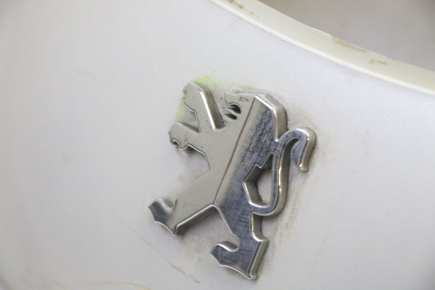 photo de HECKVERKLEIDUNG VERBINDUNG PEUGEOT ELYSTAR 50 (2002 - 2014) - Alternative Perspektive