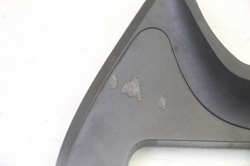 photo de HINTERE VERKLEIDUNGSVERBINDUNG SEGWAY NINEBOT F65I 1 - Zoom auf Gebrauchszustand