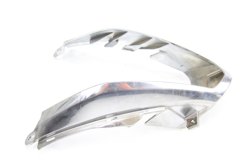 photo de VERKLEIDUNG HINTEN MITTE MBK FLIPPER 115 (2013 - 2017) - Alternative Perspektive