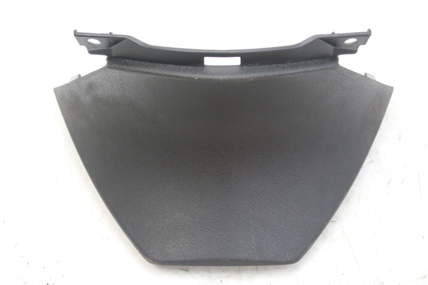 photo de HECKVERKLEIDUNG VERBINDUNG PIAGGIO FLY 4T 50 (2013 - 2017) - Zoom auf Gebrauchszustand