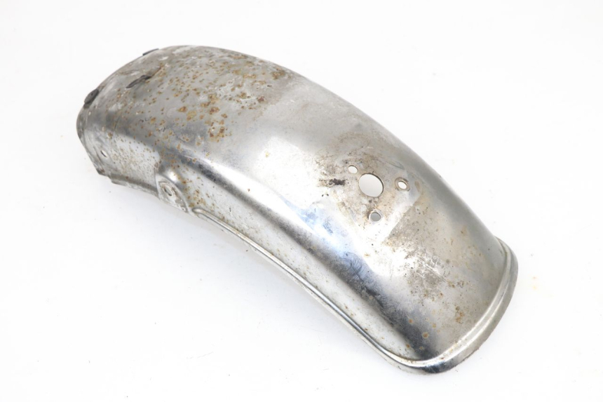 photo de VERKLEIDUNG HINTEN MITTE SUZUKI GN 125 (1997 - 2000) - Hauptansicht