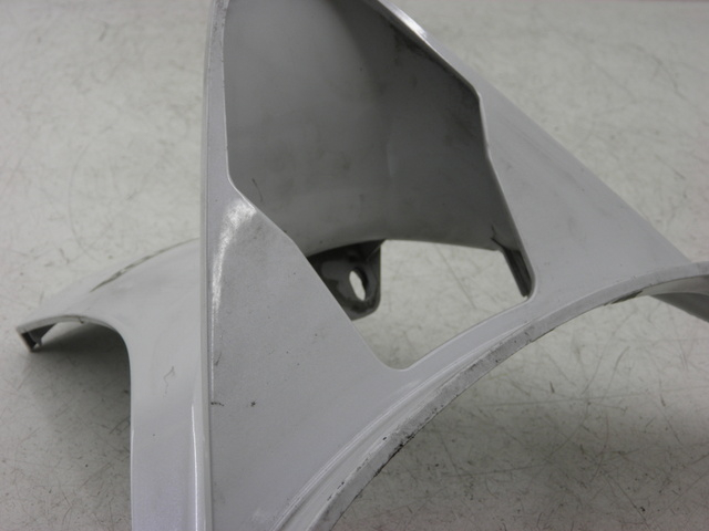 photo de VERKLEIDUNG HINTEN MITTE HONDA FES S-WING SWING 125 (2007 - 2015) - Detailansicht des Bauteils