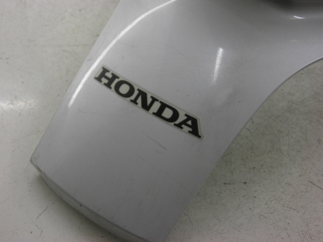 photo de VERKLEIDUNG HINTEN MITTE HONDA FES S-WING SWING 125 (2007 - 2015) - Gesamtansicht des Produkts