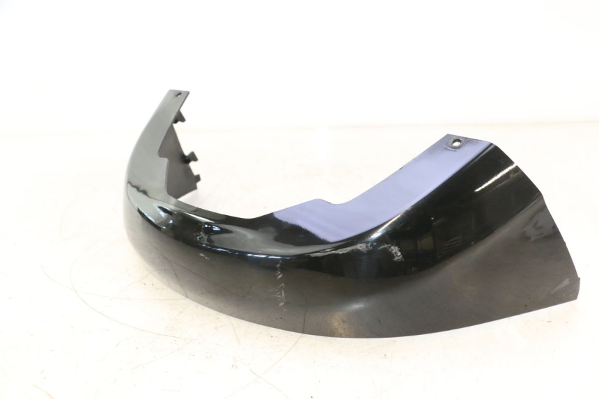 photo de UNTERE HINTERE VERKLEIDUNGSVERBINDUNG SUZUKI BURGMAN 125 (2007 - 2014) - Technische Nahaufnahme