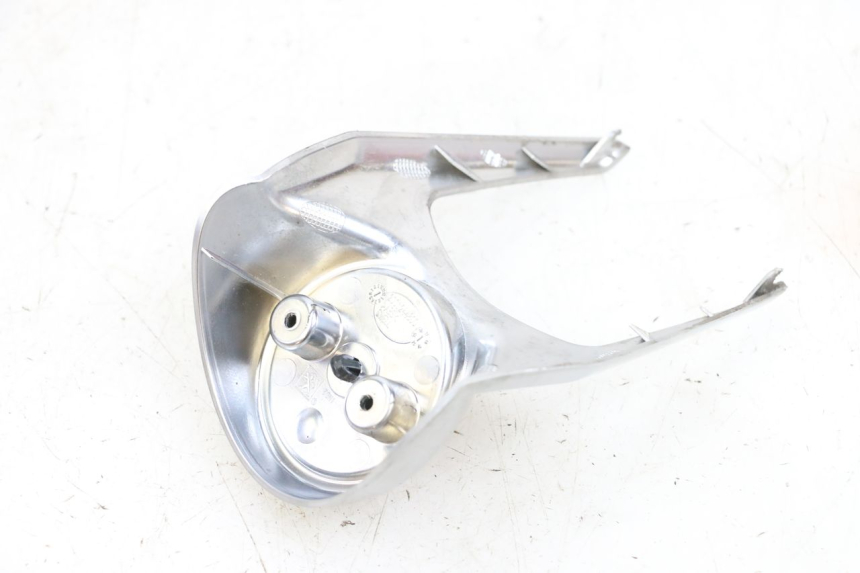 photo de UNTERE HINTERE VERKLEIDUNGSVERBINDUNG PEUGEOT DJANGO 4T 50 (2014 - 2019) - Zoom auf Gebrauchszustand