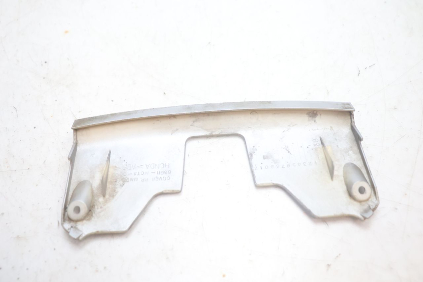 photo de VERKLEIDUNG HINTEN MITTE UNTER HONDA FJS SILVER WING SILVERWING 400 (2005 - 2008) - Technische Nahaufnahme