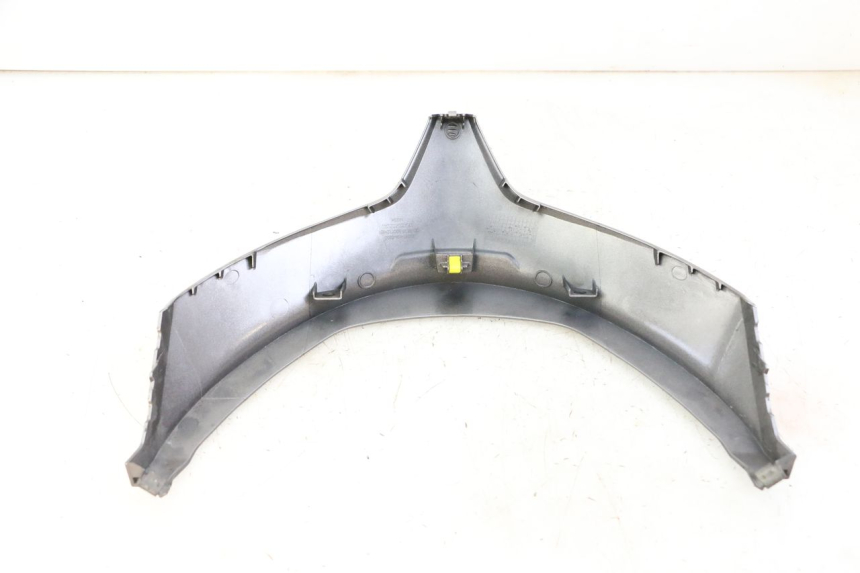 photo de VERKLEIDUNG HINTEN MITTE UNTER HONDA FORZA ABS 300 (2013 - 2017) - Technische Nahaufnahme