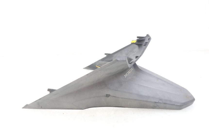 photo de UNTERE HINTERE VERKLEIDUNGSVERBINDUNG HONDA FORZA 125 (2015 - 2016) - Gesamtansicht des Produkts