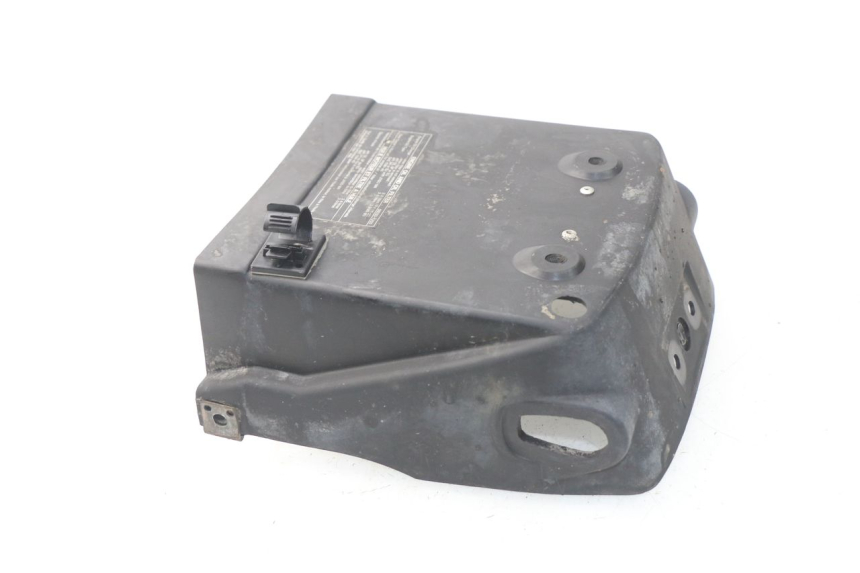 photo de VERKLEIDUNG HINTEN MITTE UNTER KAWASAKI GPZ S 500 (1994 - 2005) - Hauptansicht