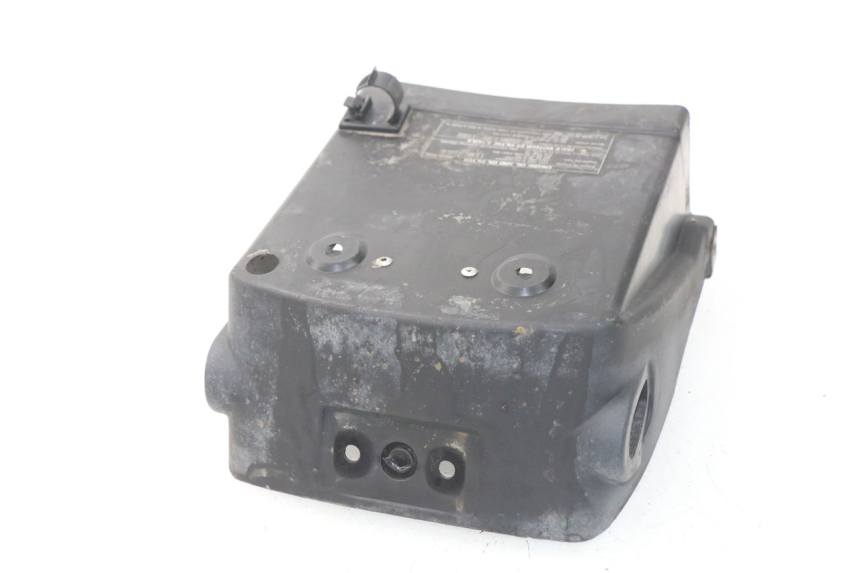 photo de VERKLEIDUNG HINTEN MITTE UNTER KAWASAKI GPZ S 500 (1994 - 2005) - Zoom auf Gebrauchszustand