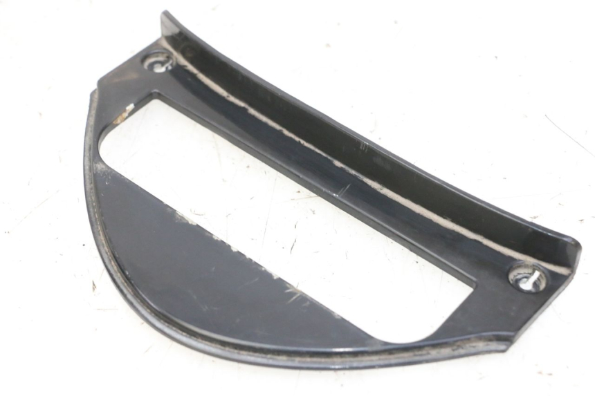 photo de VERKLEIDUNG HINTEN MITTE UNTER KYMCO GRAND DINK 125 (2008 - 2014) - Alternative Perspektive