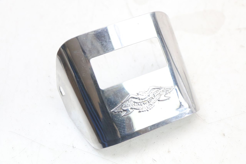 photo de VERKLEIDUNG HINTEN MITTE UNTER HARLEY DAVIDSON SPORTSTER XL CUSTOM 883 (1999 - 2006) - Zoom auf Gebrauchszustand