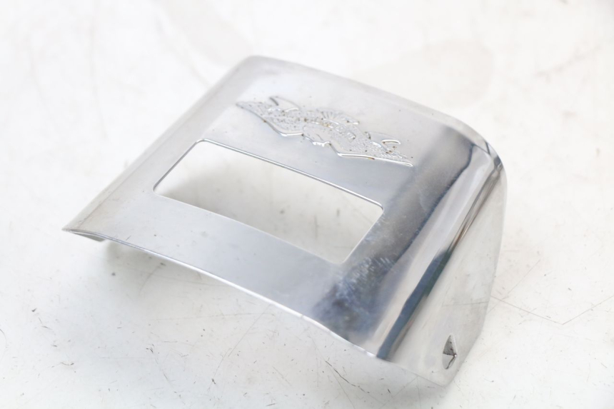 photo de VERKLEIDUNG HINTEN MITTE UNTER HARLEY DAVIDSON SPORTSTER XL CUSTOM 883 (1999 - 2006) - Technische Nahaufnahme