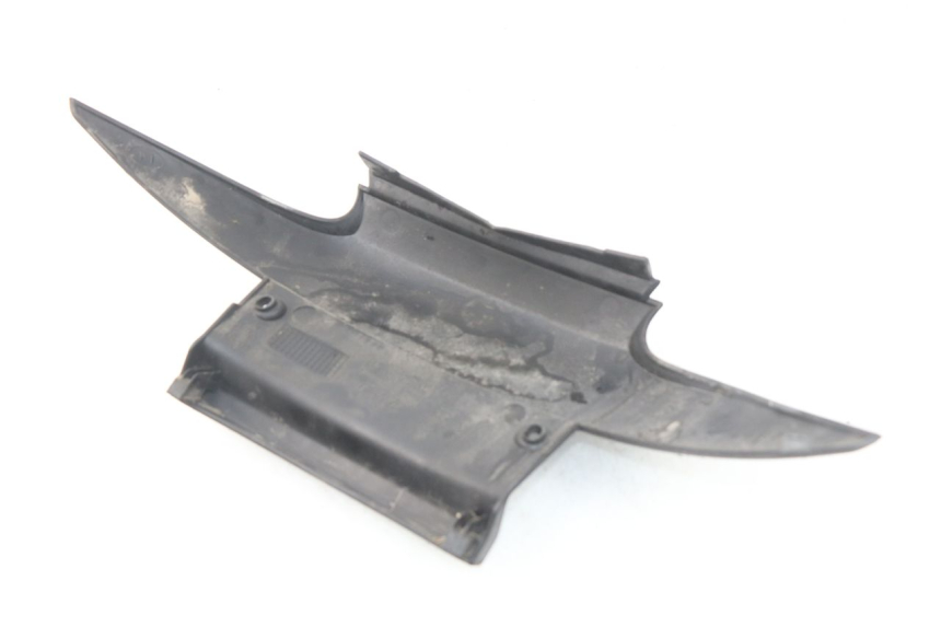 photo de UNTERE HINTERE VERKLEIDUNGSVERBINDUNG PIAGGIO MP3 125 (2006 - 2014) - Detailansicht des Bauteils