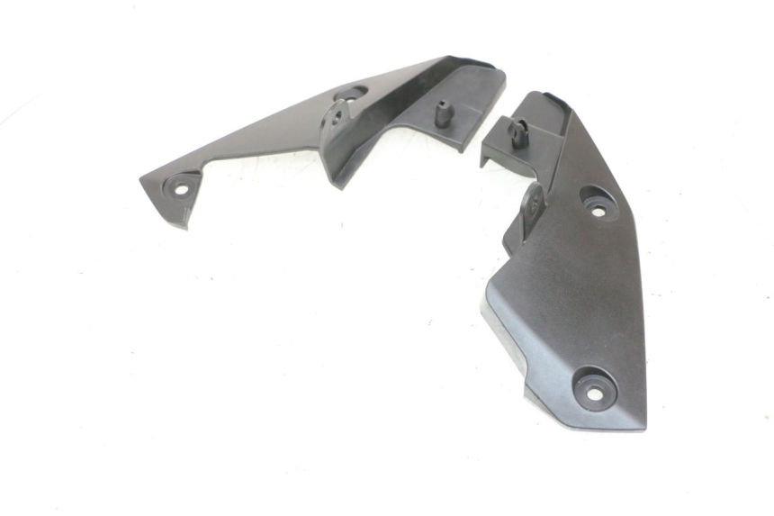 photo de VERKLEIDUNG HINTEN MITTE UNTER YAMAHA MT-07 MT07 ABS 700 (2018 - 2020) - Zoom auf Gebrauchszustand