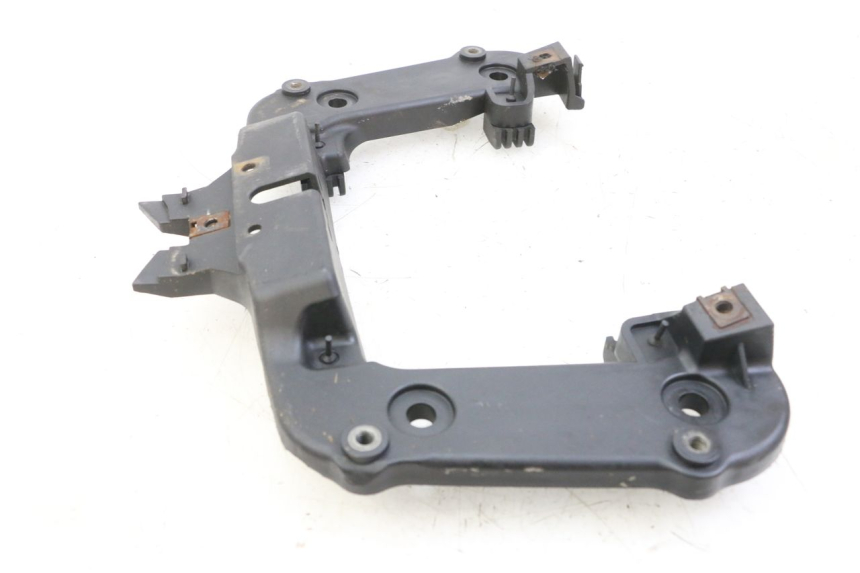 photo de VERKLEIDUNG HINTEN MITTE UNTER MBK OVETTO 4T 50 (2008 - 2016) - Zoom auf Gebrauchszustand