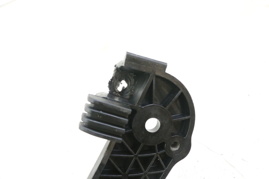 photo de VERKLEIDUNG HINTEN MITTE UNTER MBK OVETTO 4T 50 (2008 - 2016) - Gesamtansicht des Produkts