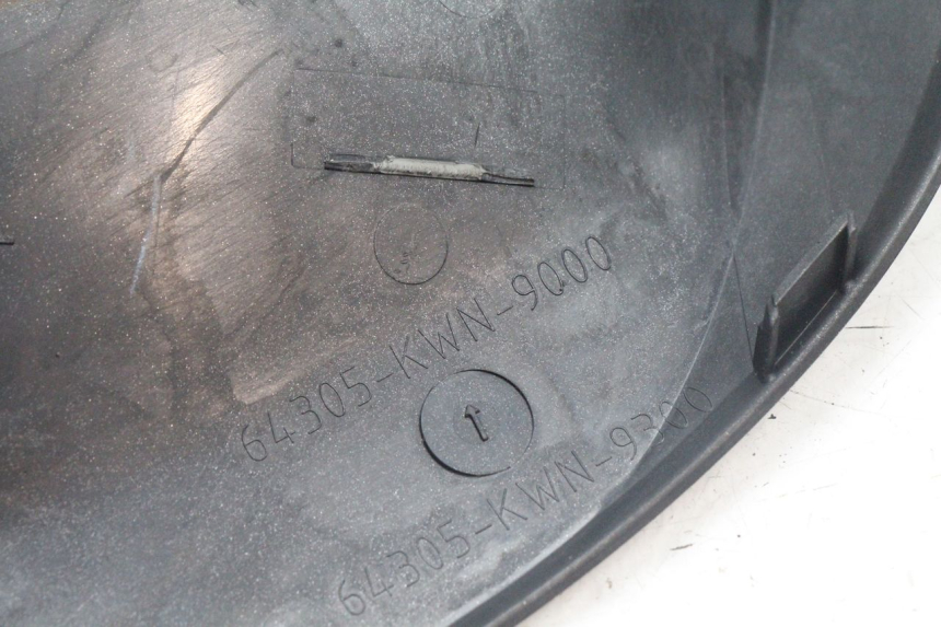 photo de VERKLEIDUNG HINTEN MITTE UNTER HONDA PCX (JF28) 125 (2009 - 2011) - Technische Nahaufnahme