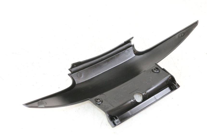 photo de UNTERE HECKVERKLEIDUNGSECKE PIAGGIO MP3 LT 400 (2007 - 2012) - Detailansicht des Bauteils