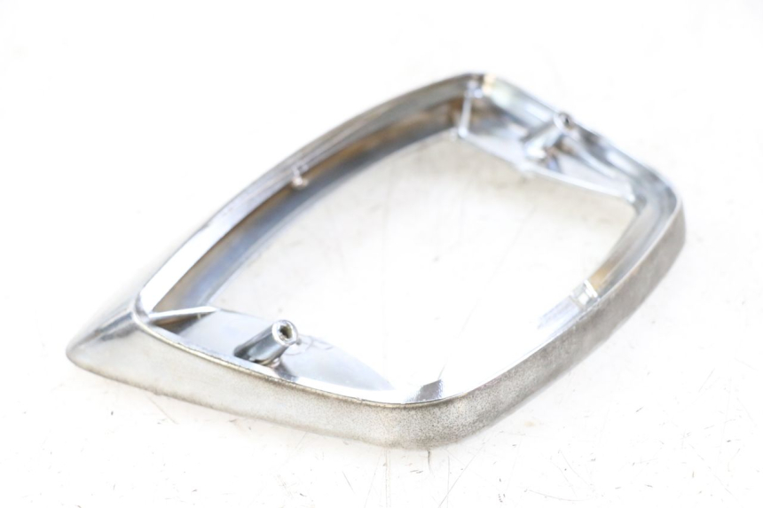 photo de VERKLEIDUNG HINTEN MITTE UNTER PIAGGIO VESPA LX 2T 50 (2005 - 2013) - Technische Nahaufnahme