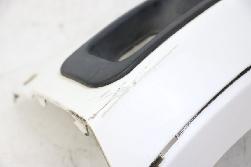 photo de UNTERE HINTERE VERKLEIDUNGSVERBINDUNG PEUGEOT SATELIS 125 (2010 - 2012) - Gesamtansicht des Produkts