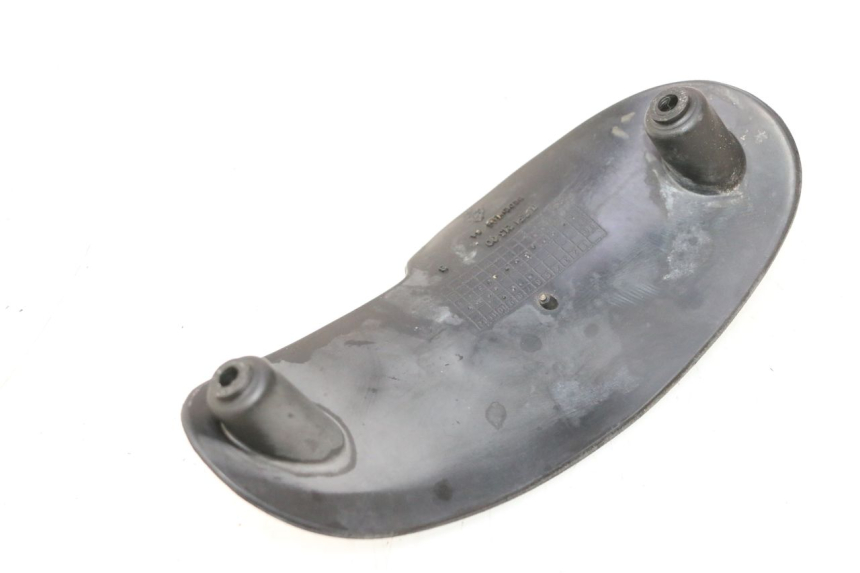 photo de VERKLEIDUNG HINTEN MITTE UNTER PEUGEOT SPEEDFIGHT LC 50 (1996 - 2002) - Zoom auf Gebrauchszustand