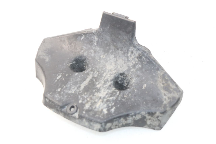 photo de VERKLEIDUNG HINTEN MITTE UNTER TRIUMPH SPRINT ST ABS 1050 (2005 - 2007) - Hauptansicht