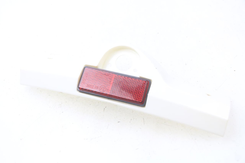 photo de VERKLEIDUNG HINTEN MITTE UNTER RAZZO STEED 125 (2012 - 2018) - Alternative Perspektive