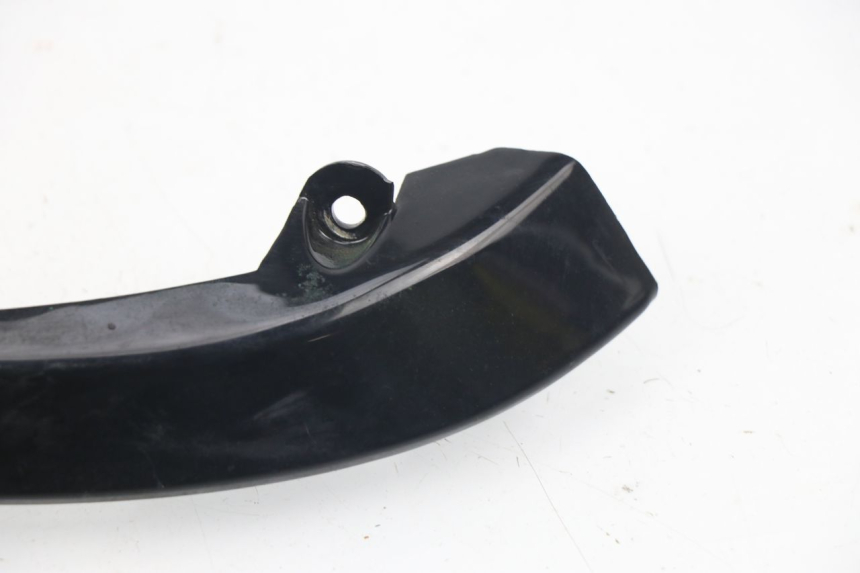 photo de VERKLEIDUNG HINTEN MITTE UNTER BAOTIAN TRAVEL SPIRIT 50 (2010 - 2012) - Zoom auf Gebrauchszustand