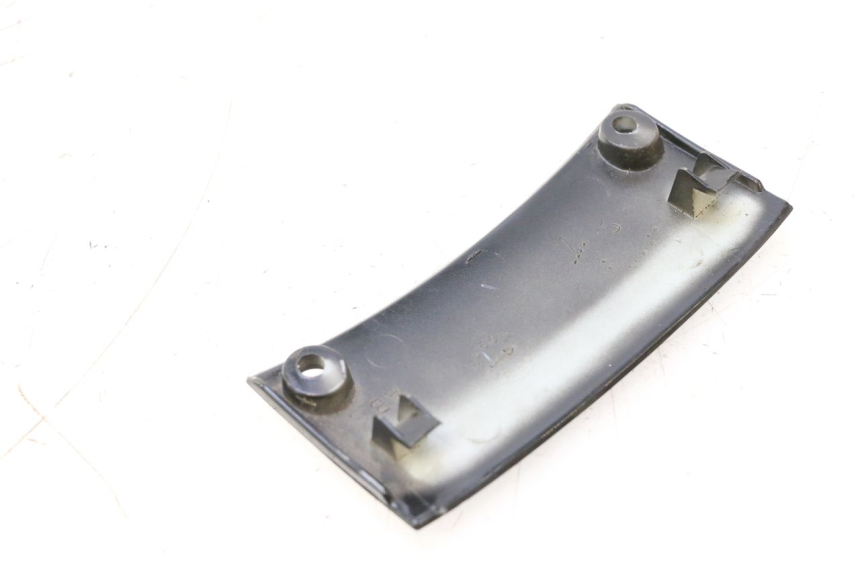 photo de VERKLEIDUNG HINTEN MITTE UNTER PIAGGIO TYPHOON 50 (2000 - 2009) - Detailansicht des Bauteils