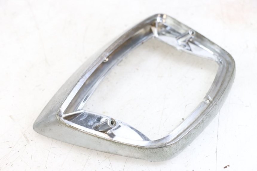 photo de VERKLEIDUNG HINTEN MITTE UNTER PIAGGIO VESPA LX 2T 50 (2005 - 2013) - Gesamtansicht des Produkts