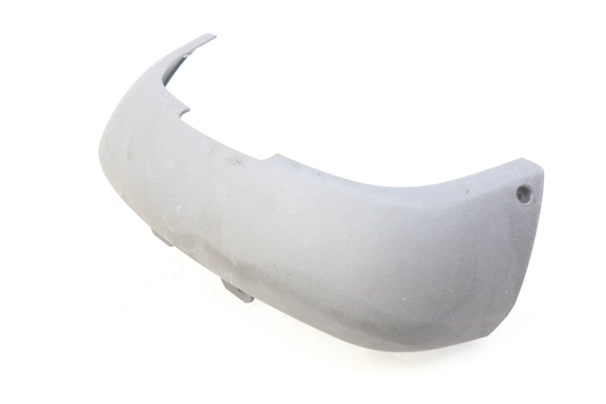 photo de UNTERE HINTERE VERKLEIDUNGSVERBINDUNG PIAGGIO X9 EVOLUTION 500 (2003 - 2005) - Zoom auf Gebrauchszustand