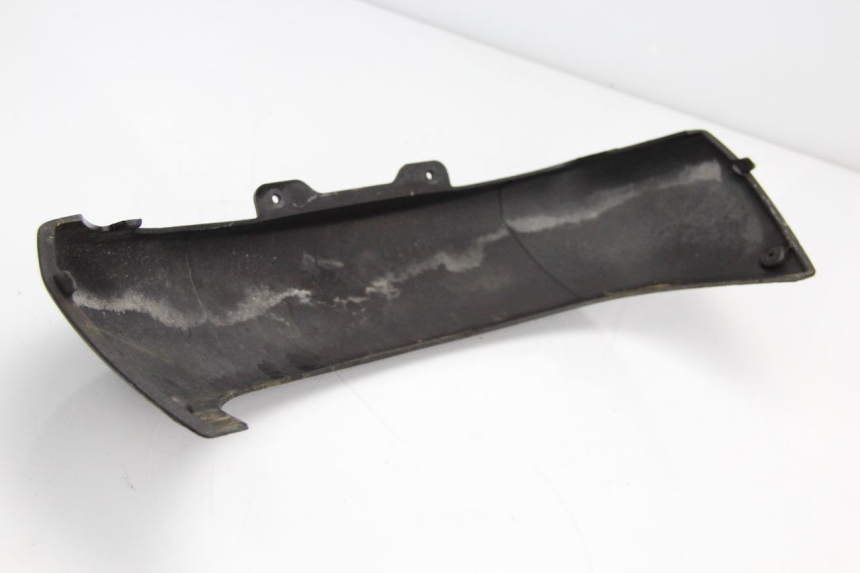 photo de VERKLEIDUNG HINTEN MITTE UNTER PIAGGIO X9 125 (2000 - 2003) - Technische Nahaufnahme