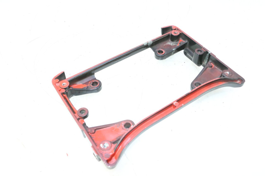 photo de VERKLEIDUNG HINTEN MITTE UNTER HONDA XRV AFRICA TWIN 750 (1990 - 1992) - Detailansicht des Bauteils