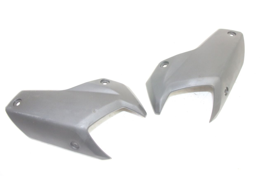 photo de HECKVERKLEIDUNG VERBINDUNG PEUGEOT KISBEE 4T 50 (2018 - 2022) - Detailansicht des Bauteils