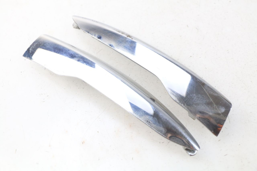 photo de HECKVERKLEIDUNG VERBINDUNG PIAGGIO LIBERTY IGET 4T 50 (2015 - 2020) - Hauptansicht